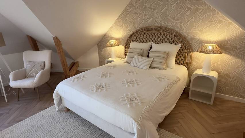 Chambre d’hôte pour 4 personnes, avec Jardin à Petit-Couronne