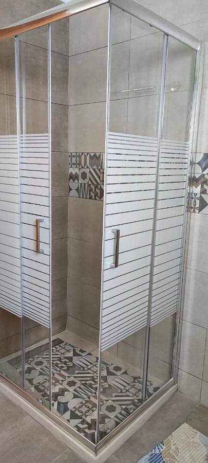 Gîte pour 2 personnes, avec vue et jardin dans Xerokampos - 4