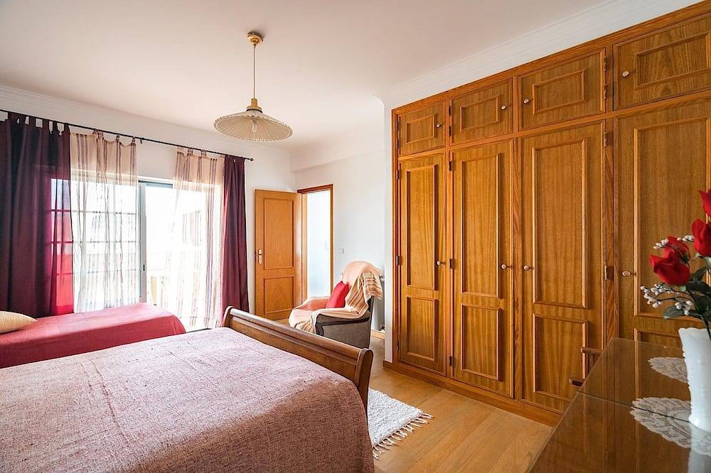 Lonicera Villa, Central Heating, Wifi, Garden, Pool !New! in Azenhas do Mar, Costa de Lisboa