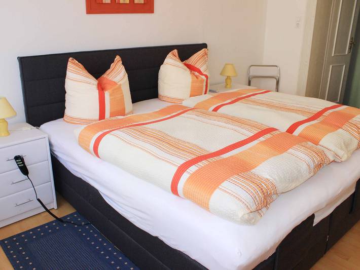 Apartamento vacacional entero, Apartamento de vacaciones para 2 personas con balcón/terraza in Blasewitz, Dresde