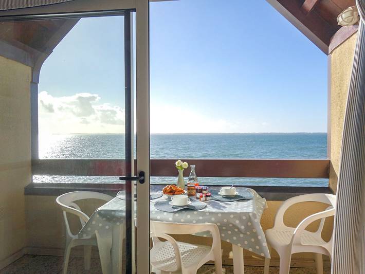 Gîte pour 3 personnes, avec Terrasse à Carnac