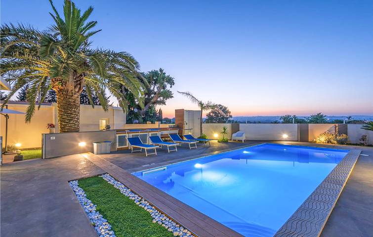 Casa vacanza per 14 persone in Sicilia