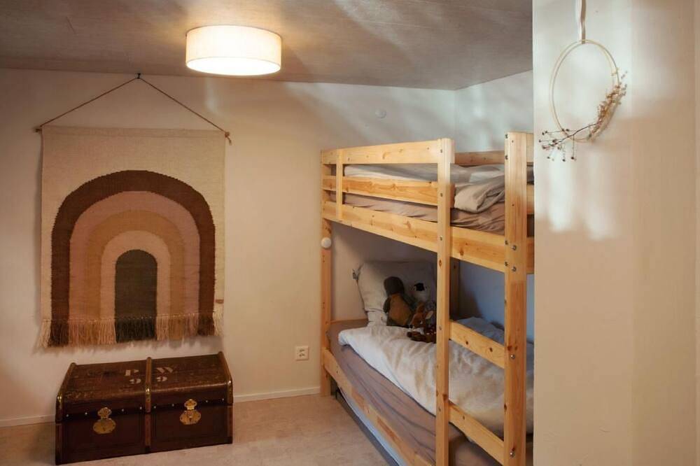 Ganze Wohnung, Modernes Bijou in 400-jährigem Haus in Eischoll, Walliser Alpen