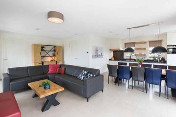 Villa für 10 Personen in Friesland, Bild 1