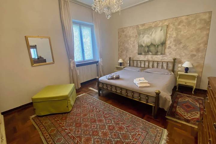 Maestosa Villa A Pochi Km Dal Lago Di Garda Con Ampio Giardino E 2 Porticati in Castenedolo, Provincia di Brescia