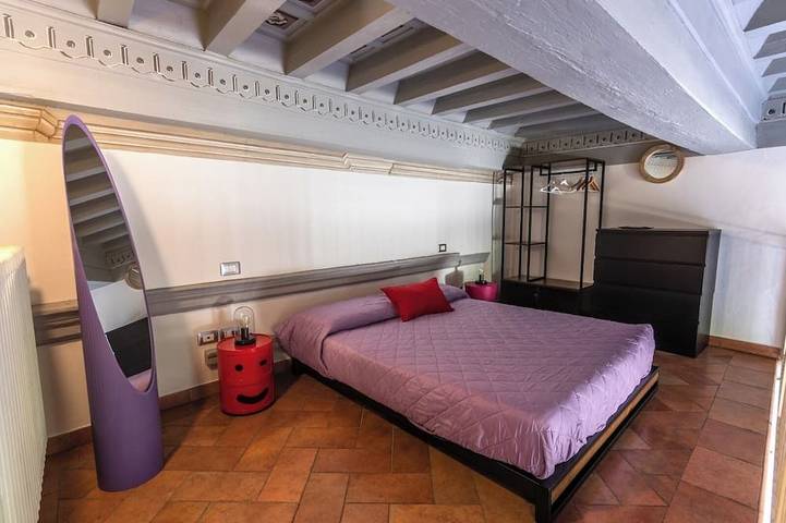 Ganze Wohnung, Apartment with terrace, parking A/C, Wi-Fi, in the old town in Pistoia, Pistoia Provinz