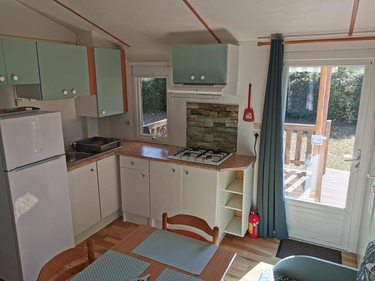 Mobil Home 4 pers proche Puy du Fou et Montaigu (Vendée 85) in La Boissière-de-Montaigu, Vallée de la Loire