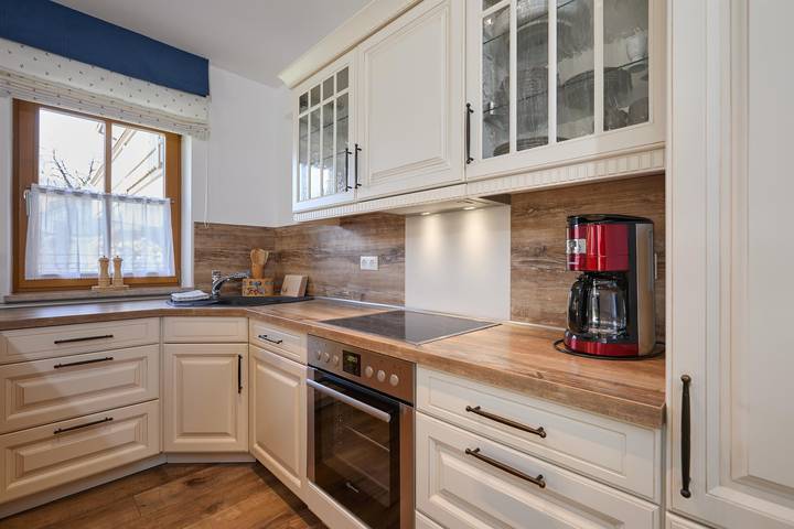 Hütte für 5 Personen, mit Ausblick und Terrasse im Karwendel - 4