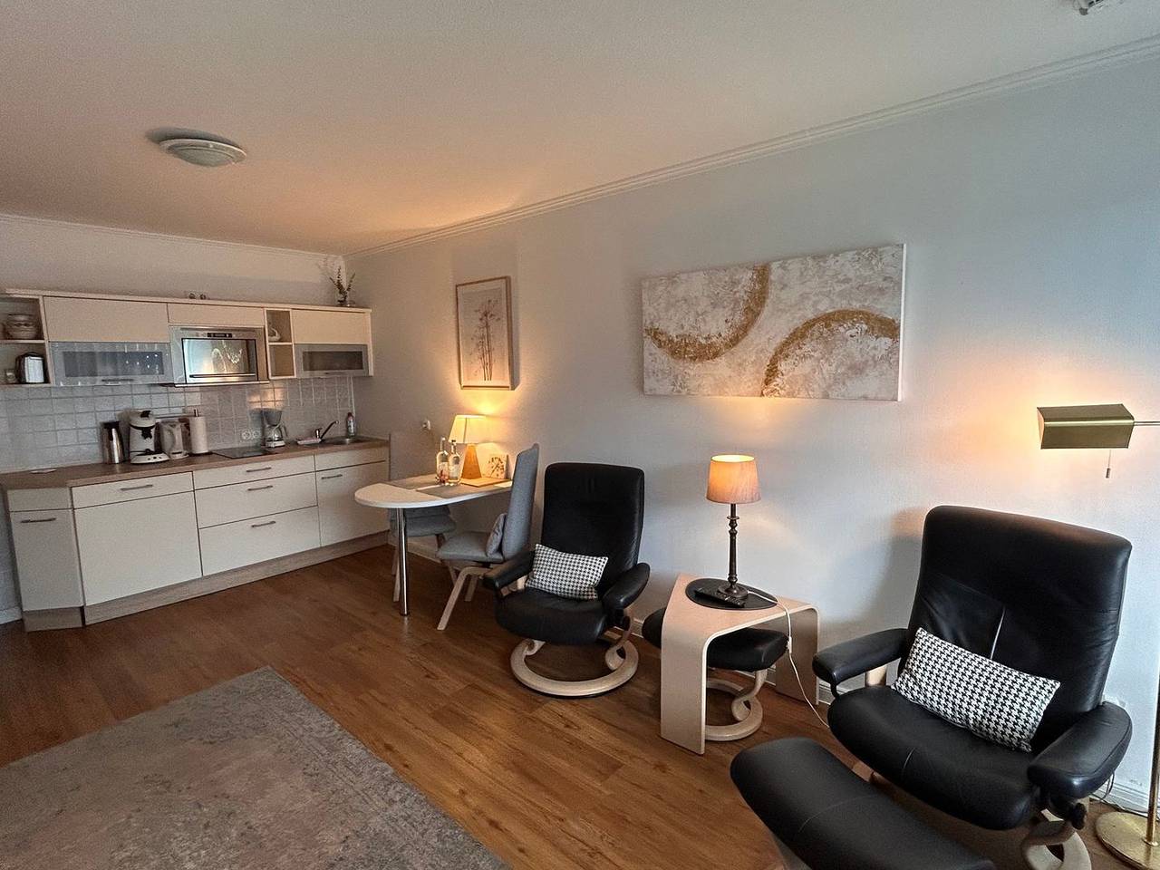 Ganze Wohnung, Modernes Ferienappartement mit Sauna und beheiztem Innen-Pool in Westerland in Westerland, Sylt (Gemeinde)