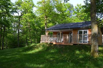 Maison de campagne pour 6 personnes, avec terrasse, animaux acceptés à Espagnac
