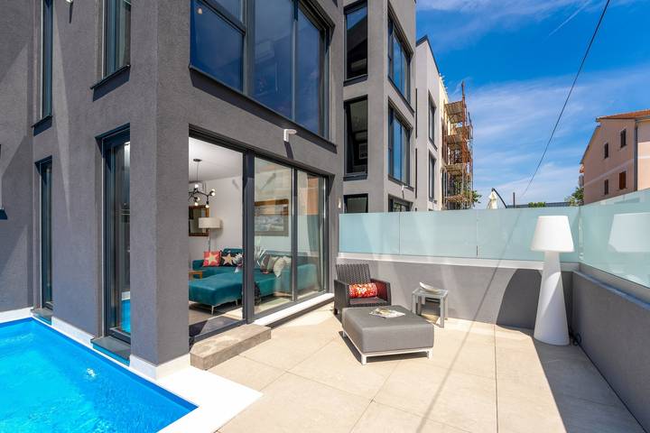 Villa pour 8 personnes, avec terrasse et piscine à Funtana - 4