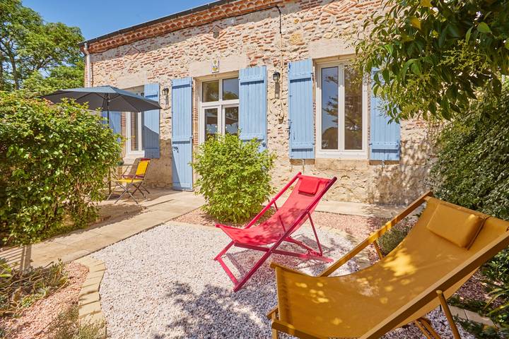 Location de vacances pour 6 personnes, avec terrasse à Agen