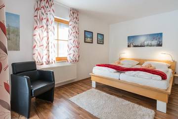 Ferienpark für 3 Personen in Zingst, Fischland - Darß - Zingst, Bild 1