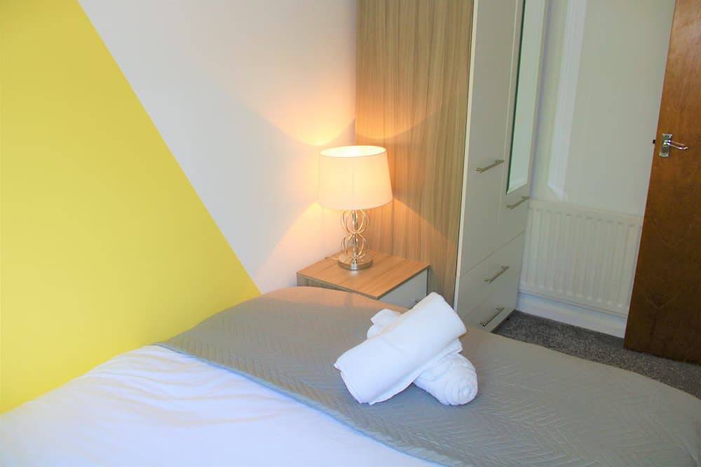 Stunning 3 bed semi, walking distance to the city centre! in Milton Keynes, South East England