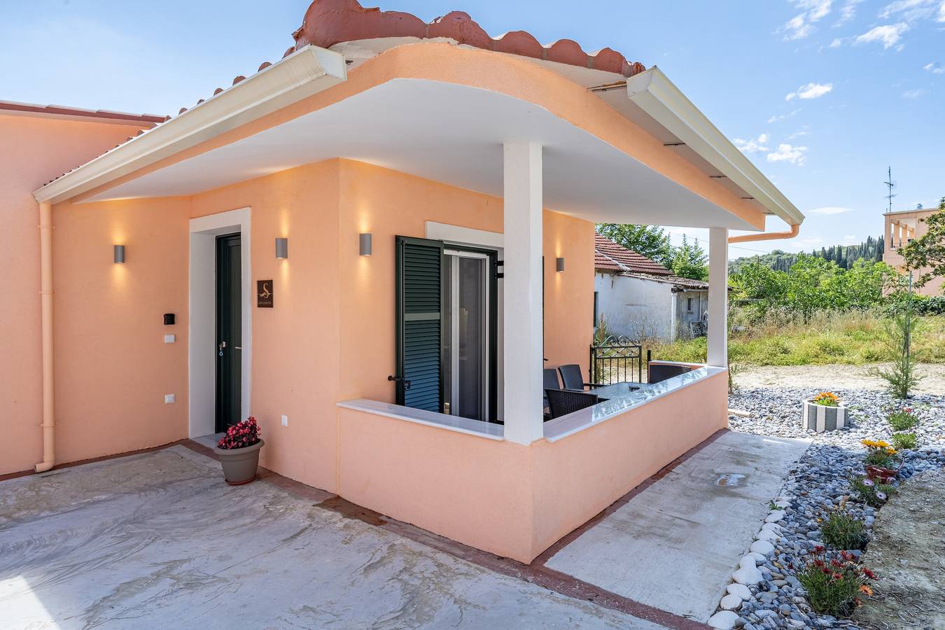 Ganze Wohnung, Apartment 'Luxury Stay' mit Bergblick, Wlan und Klimaanlage in Sidari, Korfu