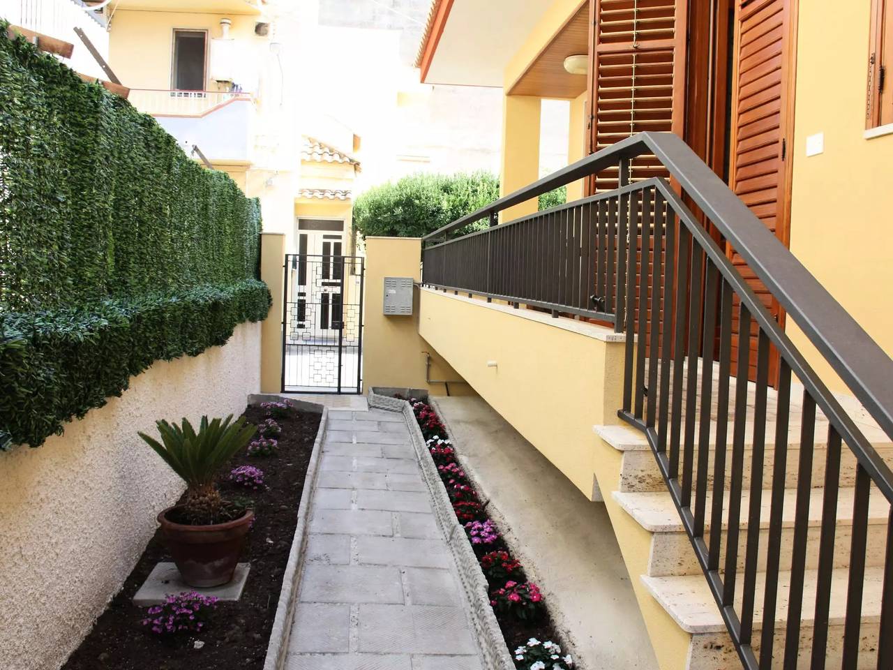 Entire apartment, 6 Pièces 8 Personnes in Pozzallo, Ragusa Province