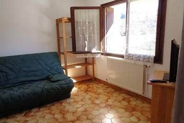 Gîte pour 3 Personnes dans La Valla-en-Gier, Parc Naturel Régional du Pilat, Photo 3