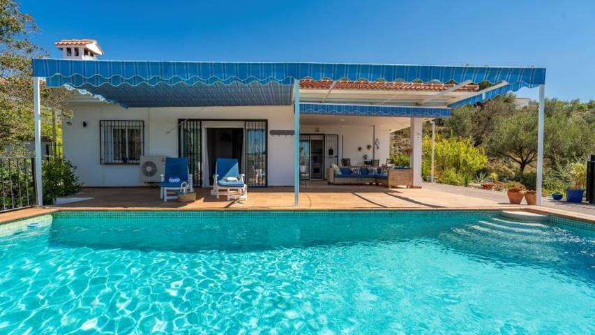 Casa rural para 6 personas, con piscina y balcón/terraza en Alcaucín - 3