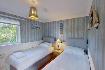 Chalet for 4 People in Hayle, Cornwall, Photo 4