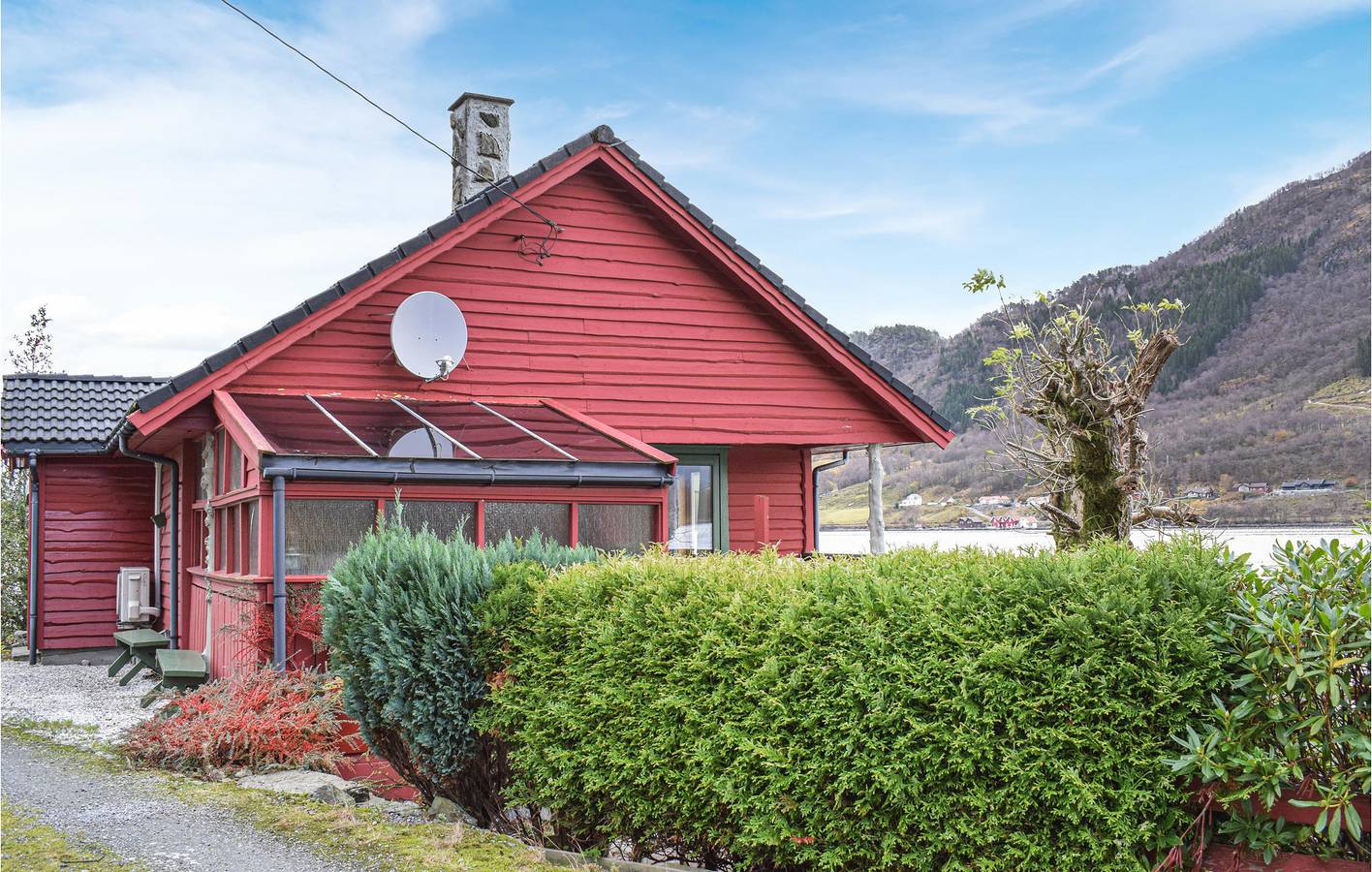Ferienhaus für 6 Personen mit Terrasse in Vindafjord