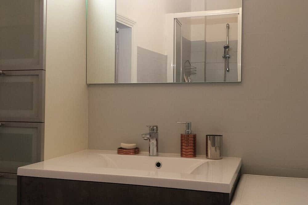 Appartement entier, Appartement 90m2+Parking au pied de la Cathédrale in Albi, Région d'Albi
