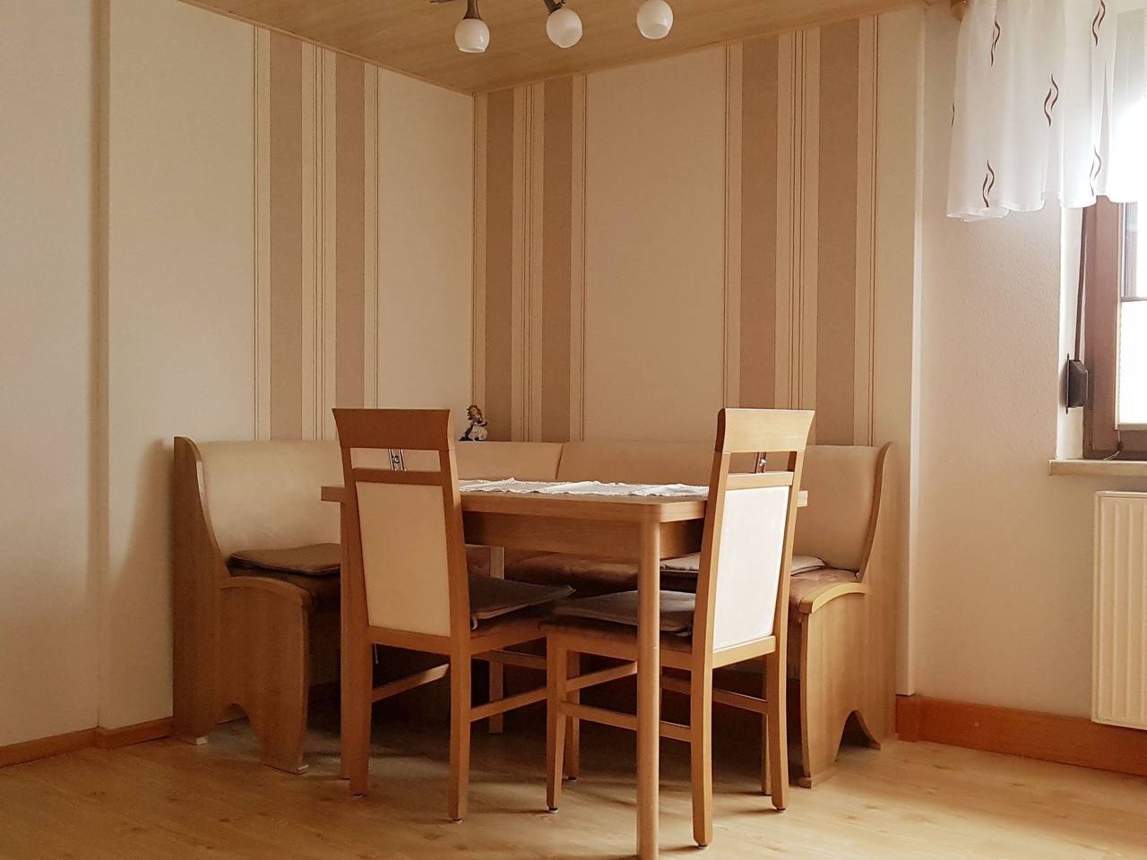 Ganze Wohnung, Berndt in Meuselbach-Schwarzmühle, Ostthüringen