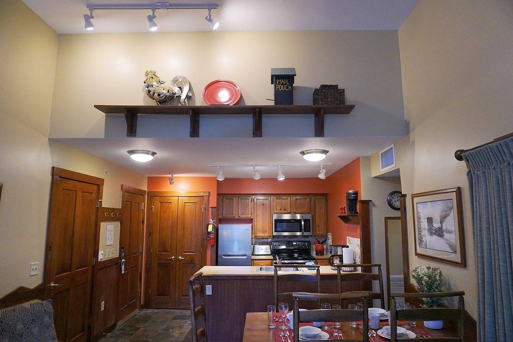 Ganze Wohnung, Slope Side One Of The Best Views Of The Village Rimfire 317-318 in Snowshoe, Greenbrier River