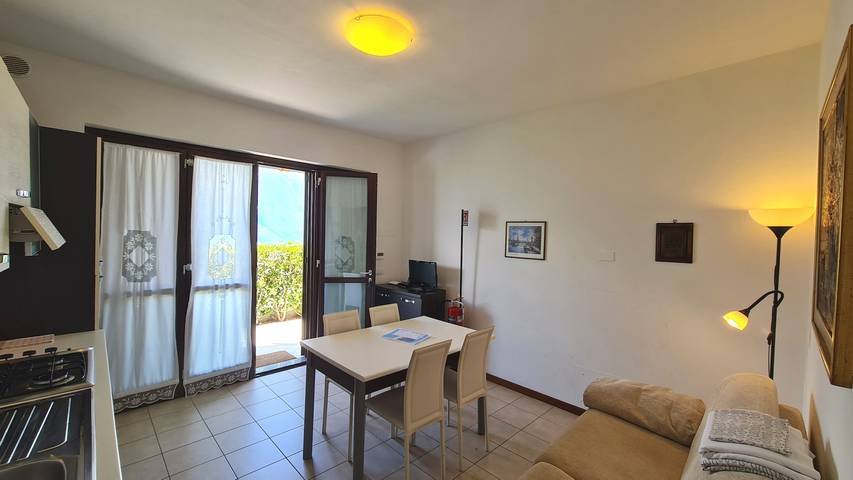 Ferienwohnung für 4 Personen, mit Seeblick und Garten, mit Haustier in Pieve - 4