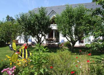 Gîte pour 9 personnes, avec jardin et terrasse à Camoël