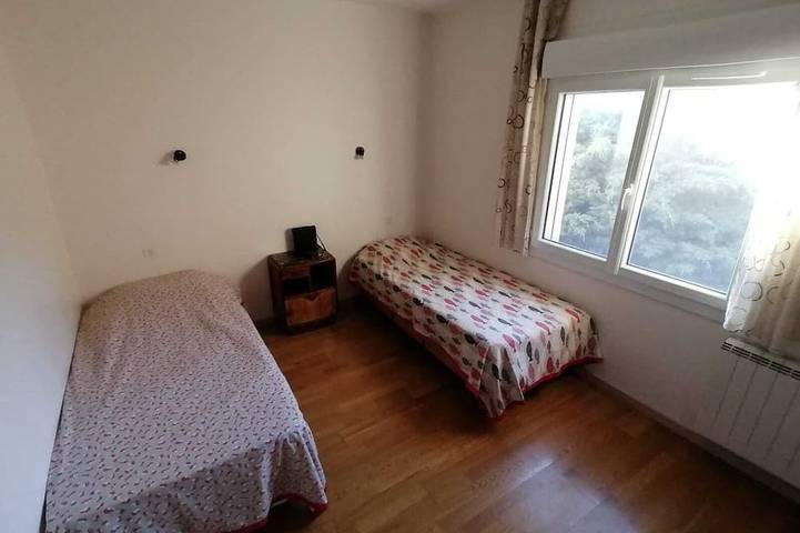 Location de vacances pour 6 personnes, avec terrasse à Les Salelles - 4