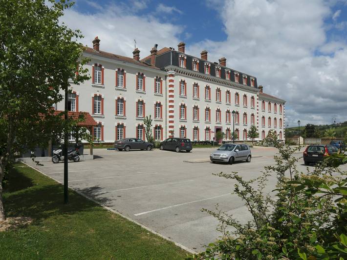Gîte pour 2 personnes, adapté aux familles à Épernay