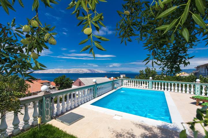 Ferienwohnung für 2 Personen, mit Pool und Balkon/Terrasse in Kvarner Bucht - 2