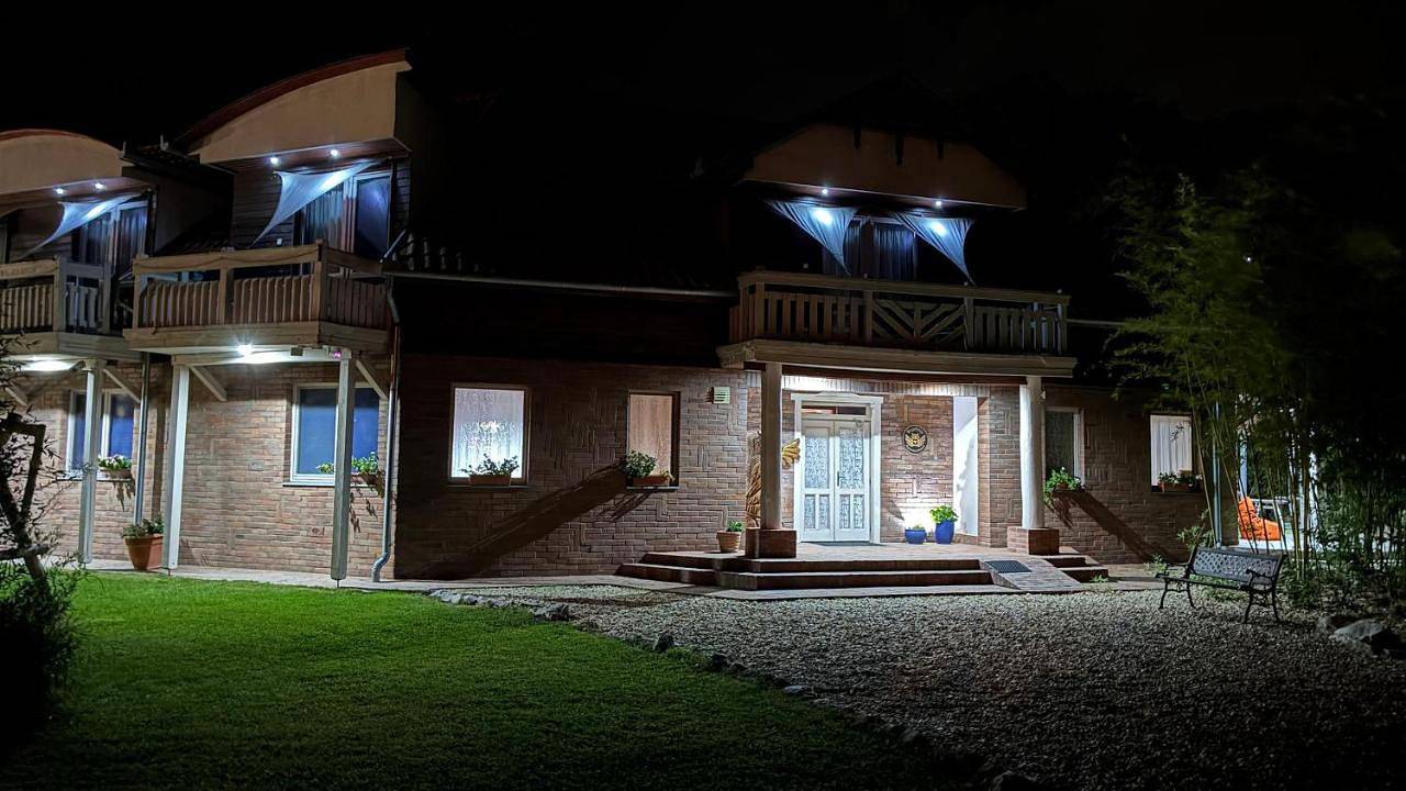 Owlcastle-Bagolyvár in Hajdúszoboszló, Hajdúszoboszlói járás