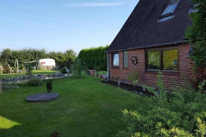 Ferienhaus für 5 Personen, mit Terrasse und Garten sowie Ausblick in Holzdorf