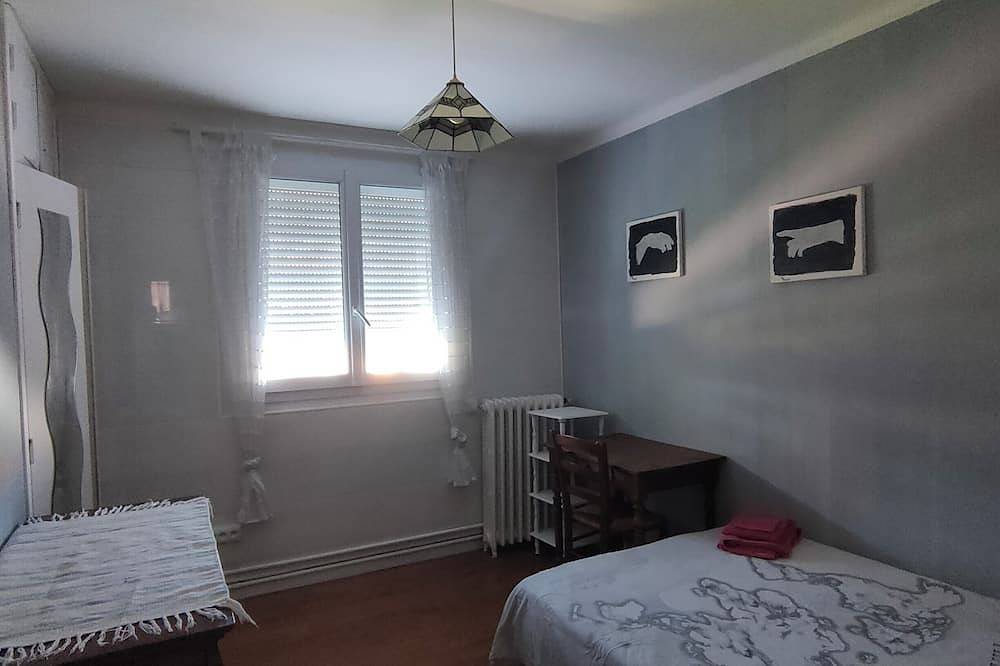 Belle Villa avec grande piscine privée à Toulouse, idéal famille in Jolimont-Soupetard-Bonhoure (Toulouse), Toulouse