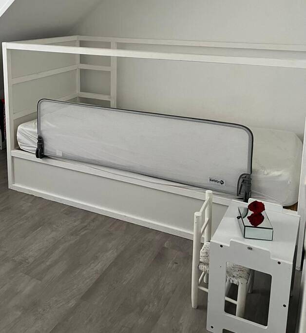 Location de vacances pour 5 personnes, avec jardin et terrasse à Bouafle - 4