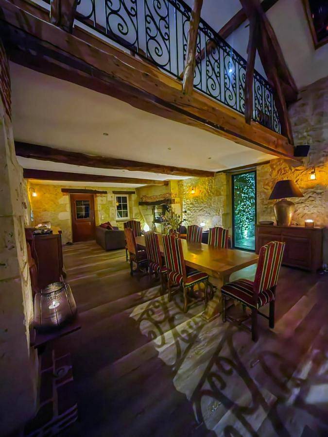 Location de vacances pour 8 personnes, avec Terrasse et Jardin ainsi que Piscine et Vue à Vic-Fezensac - 4