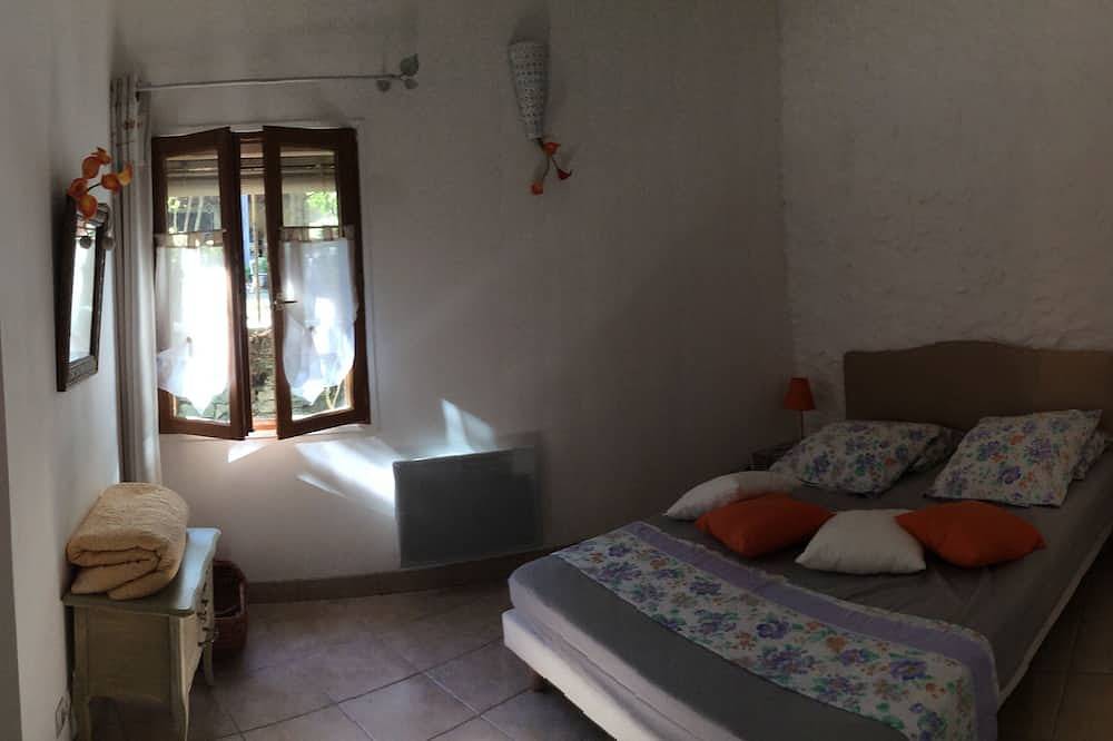 Apartamento entero, T3 Centro De La Aldea Cerca De Tiendas Y Río in Collias, Region de Nimes