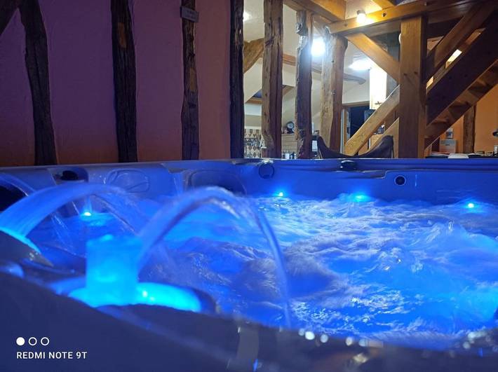 Villa pour 7 personnes, avec vue ainsi que sauna et jardin, animaux acceptés