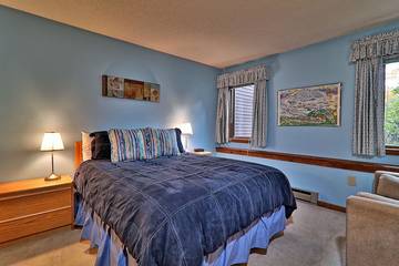 Vacation Apartment for 6 Guests in Ludlow, Okemo Mountain, Picture 3