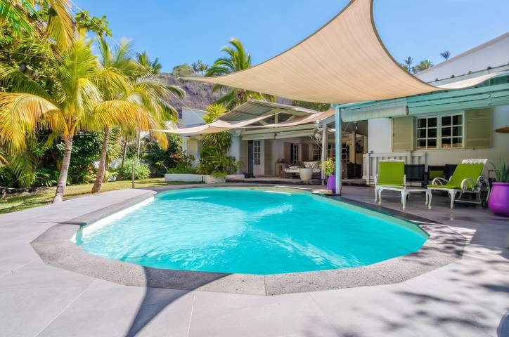 Villa für 9 Personen, mit Terrasse und Pool - 1
