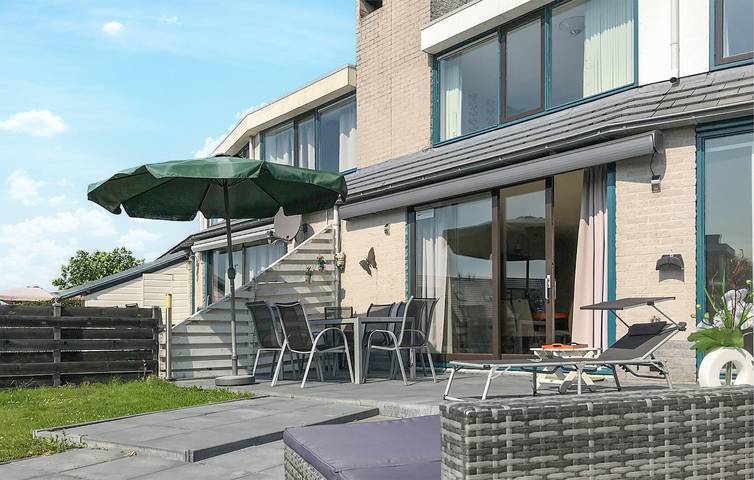 Ferienhaus für 6 Personen, mit Terrasse und Garten sowie Ausblick