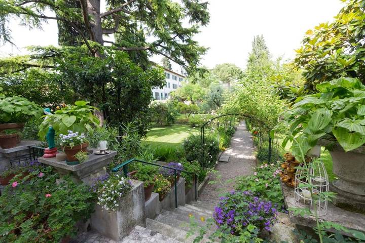 Location de vacances pour 2 personnes, avec jardin, animaux acceptés à San Felice del Benaco - 4