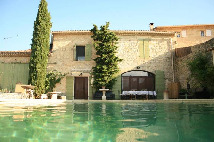 Cottage pour 3 personnes, avec piscine et jardin à Saint-Dionisy