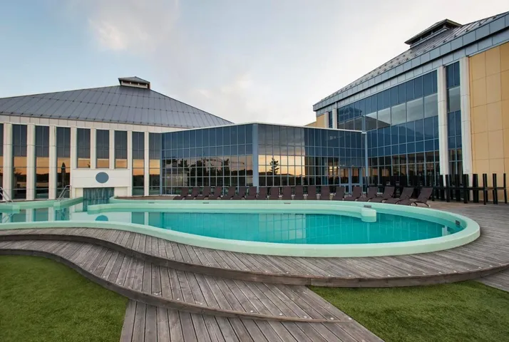 Hotel für 4 Personen, mit Pool und Garten sowie Sauna und Whirlpool, kinderfreundlich - 1