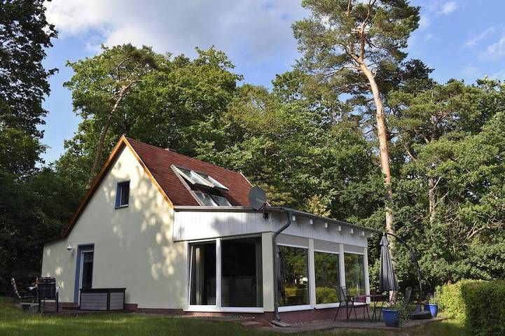 Ferienhaus für 4 Personen, mit Garten und Terrasse, mit Haustier in Göhren