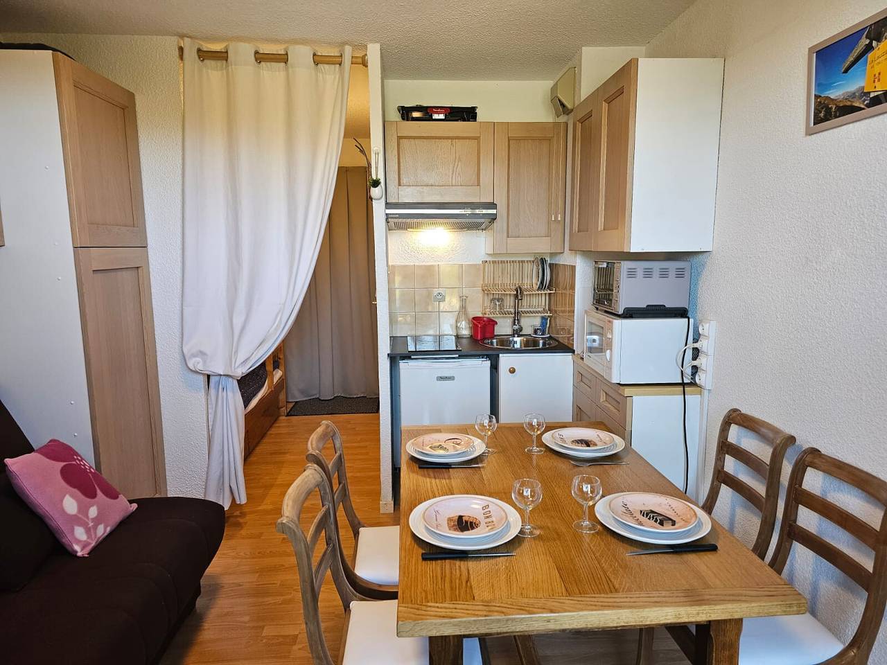 Estudio entero, Apartamento estudio '4 Personnes' con vistas a la montaña, terraza privada y Wi-Fi in La Toussuire, Fontcouverte-la Toussuire