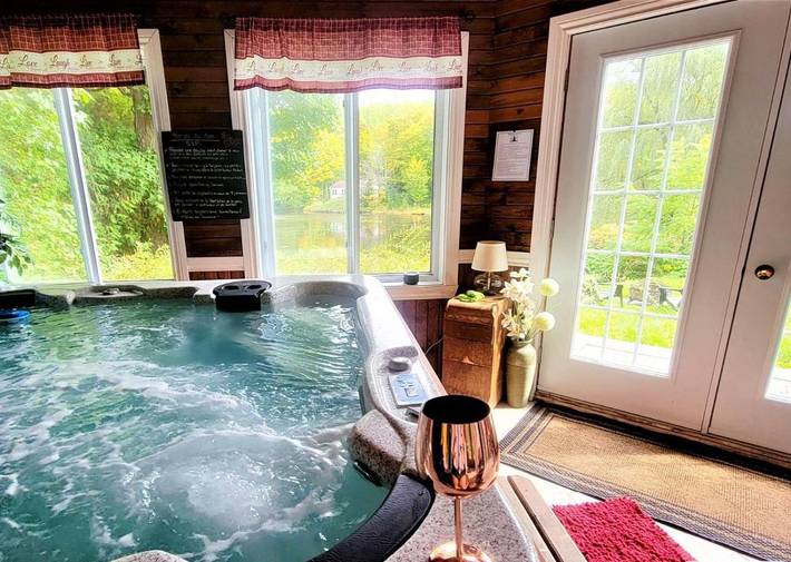 Chalet pour 12 personnes, avec jardin ainsi que jacuzzi et balcon dans Canada - 4