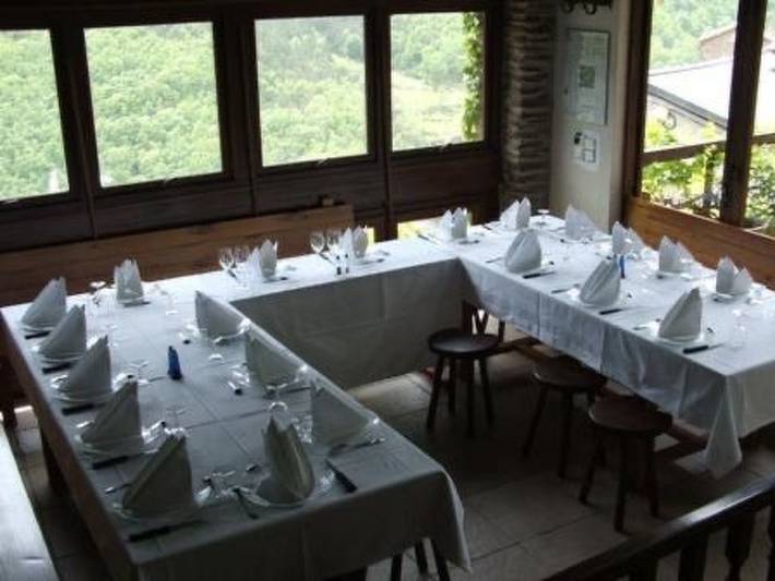 Für 14 Personen in Nohèdes in Nohèdes, Parque Natural Regional de los Pirineos Catalanes