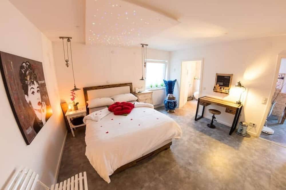 Ganze Wohnung, Kim's Residenz Ferienappartement Dtv 5 Sterne  Mountainbikestrecke in St. Ingbert, Saarpfalz-Kreis